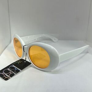 Retro White Frame Women’s Sunglasses